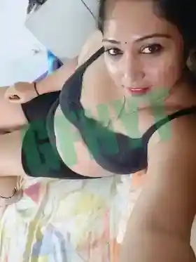 Call Girls in Mysore Misty Slim Figure Attractive Girl Contact Number